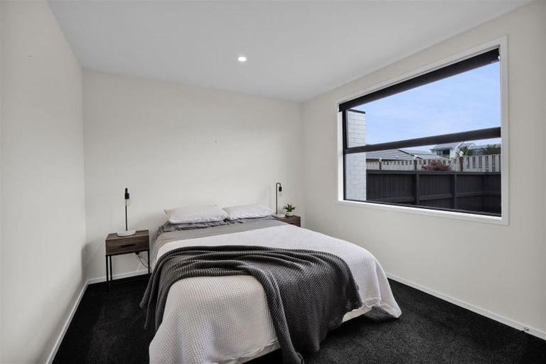 Photo of property in 2 Roy Johns Way, Bell Block, New Plymouth, 4312
