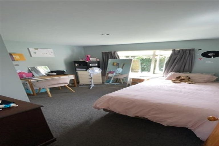 Photo of property in 139 Blighs Road, Strowan, Christchurch, 8052