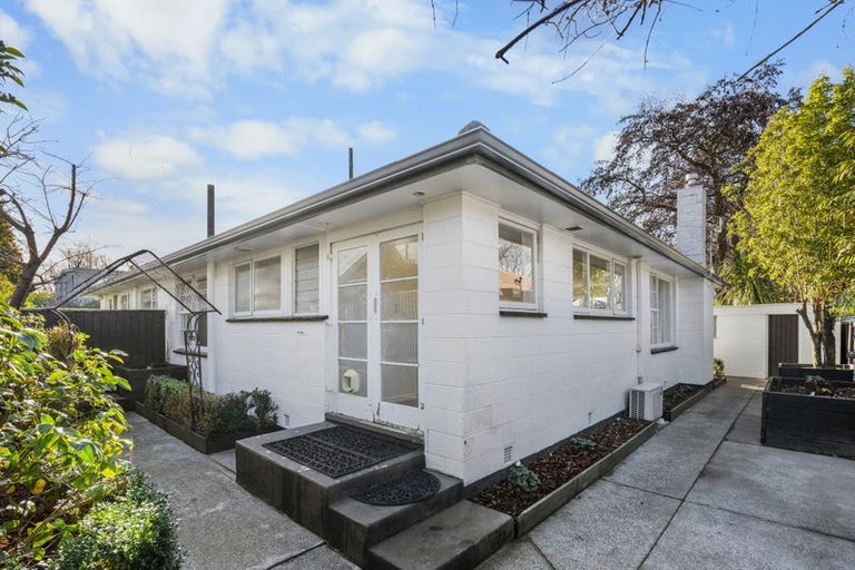 Photo of property in 2/36 Tomes Road, St Albans, Christchurch, 8052