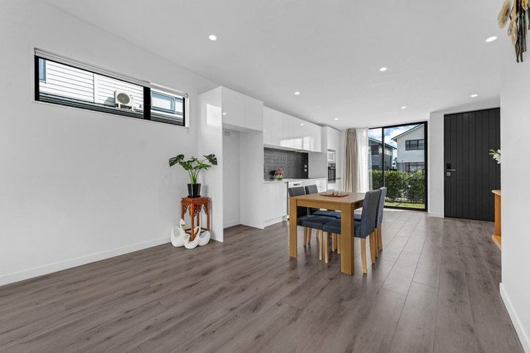 Photo of property in 17 Hoiho Road, Pukekohe, 2120