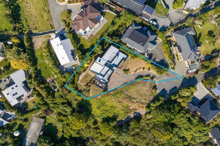 Photo of property in 16 Delhi Place, Cashmere, Christchurch, 8022