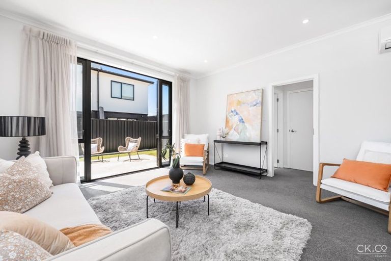 Photo of property in 3 Aston Crescent, Wallaceville, Upper Hutt, 5018