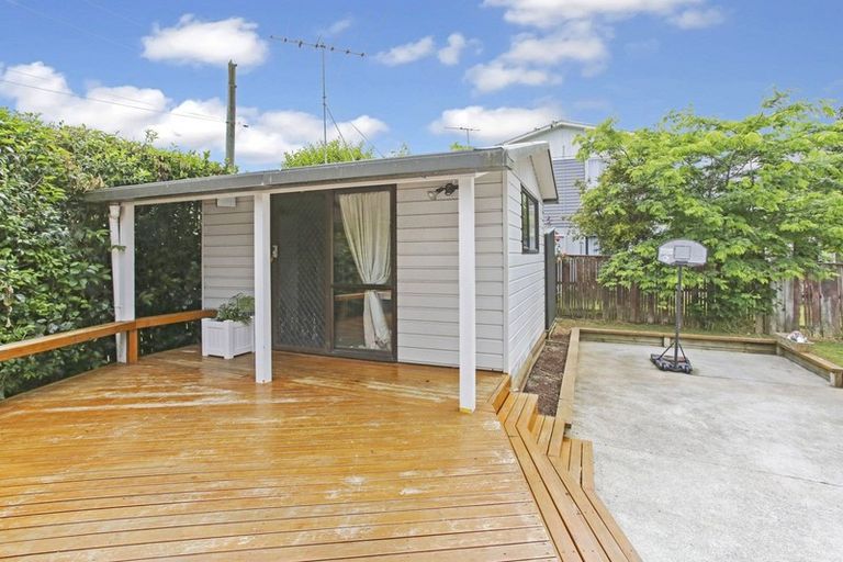 Photo of property in 132 Coxhead Road, Wattle Downs, Auckland, 2103