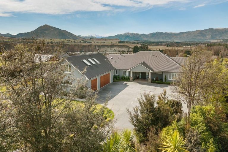 Photo of property in 31 Matheson Crescent, Albert Town, Wanaka, 9305