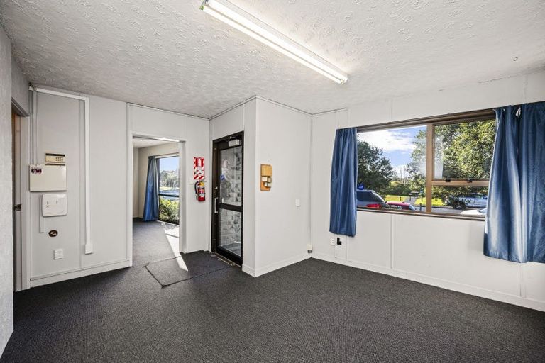 Photo of property in 21a Akatea Road, Korokoro, Lower Hutt, 5012