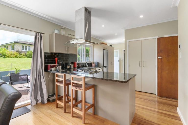 Photo of property in 14 Charles Crescent, Beerescourt, Hamilton, 3200