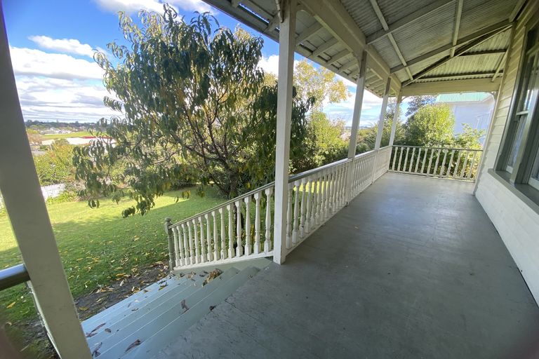 Photo of property in 32 Kitchener Road, Waiuku, 2123