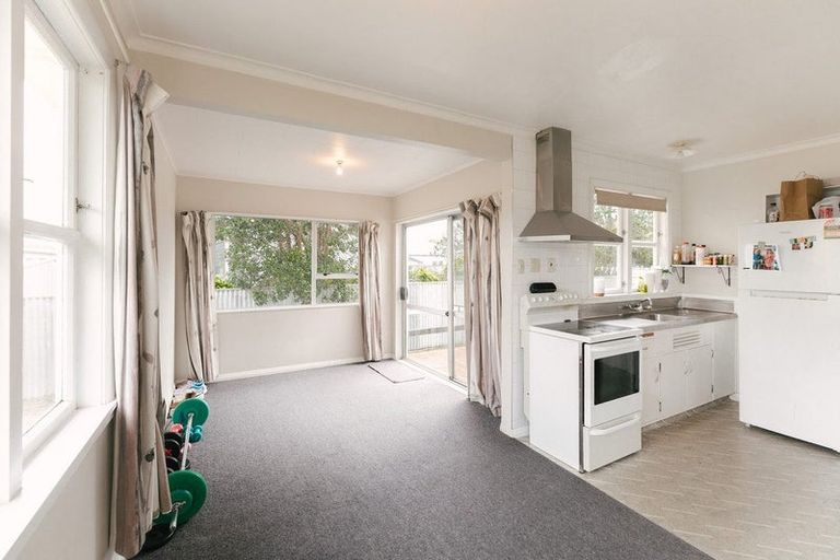 Photo of property in 341 Botanical Road, West End, Palmerston North, 4412