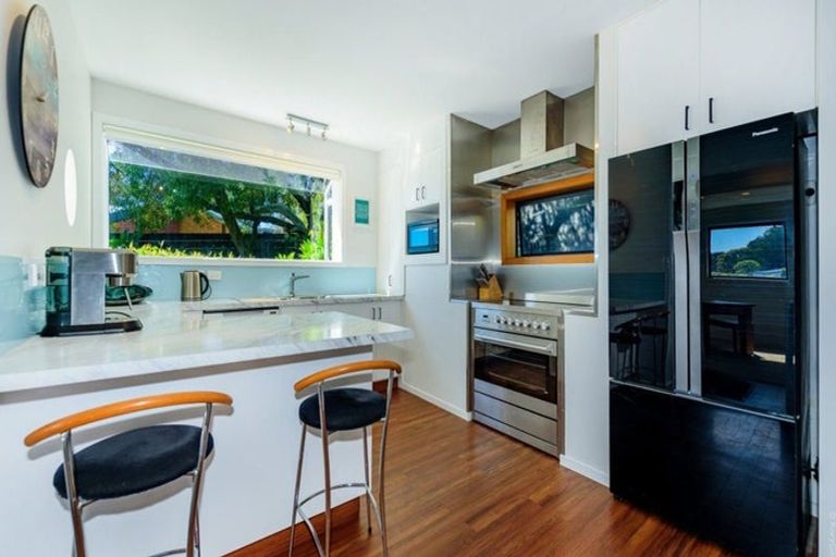 Photo of property in 11 Toledo Place, Mount Pleasant, Christchurch, 8081