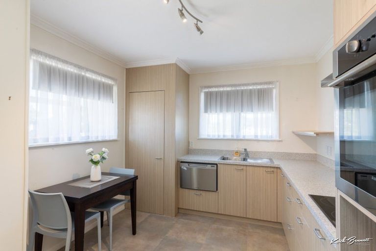 Photo of property in 46 Pine Avenue, Upper Hutt Central, Upper Hutt, 5018