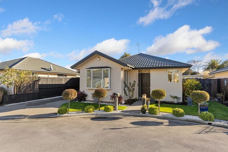 Photo of property in 38k English Street, Sockburn, Christchurch, 8042
