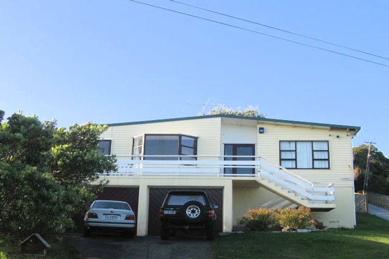 Photo of property in 31 Taupo Crescent, Plimmerton, Porirua, 5026
