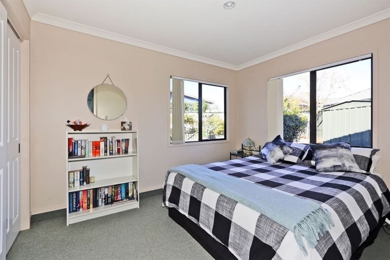 Photo of property in 3 Phoenix Place, Havelock North, 4130