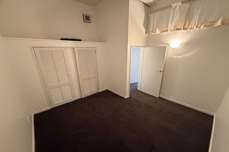 Photo of property in Aulsebrooks Apartments, 1/178 Wakefield Street, Te Aro, Wellington, 6011