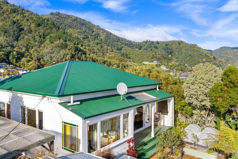 Photo of property in 25 Hampden Street, Picton, 7220