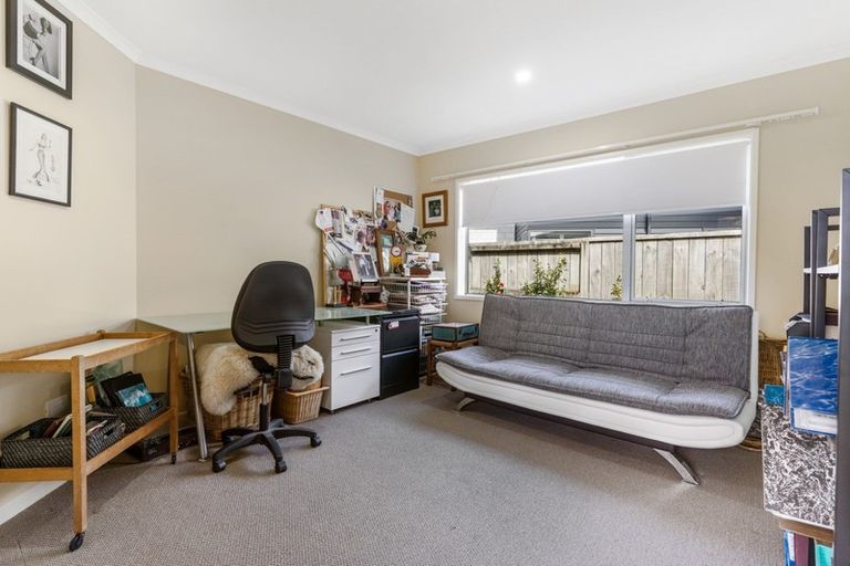 Photo of property in 21 Riverside Place, Katikati, 3129