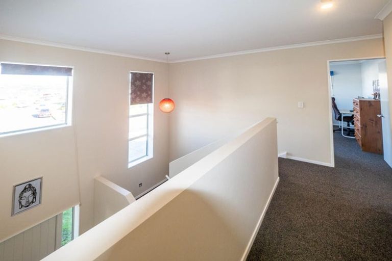Photo of property in 51 Mauldeth Terrace, Churton Park, Wellington, 6037