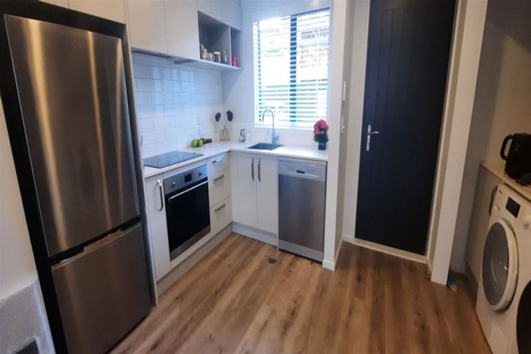 Photo of property in 2/35 Webb Street, St Albans, Christchurch, 8014