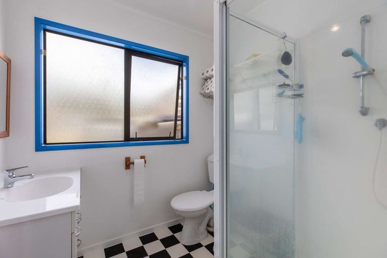 Photo of property in 4 Blanche Way, Half Moon Bay, Auckland, 2012