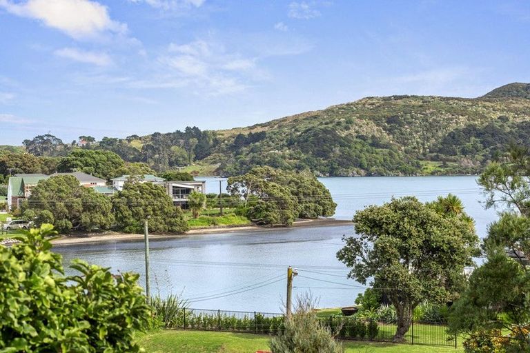 Photo of property in 49b Wallis Street, Raglan, 3225