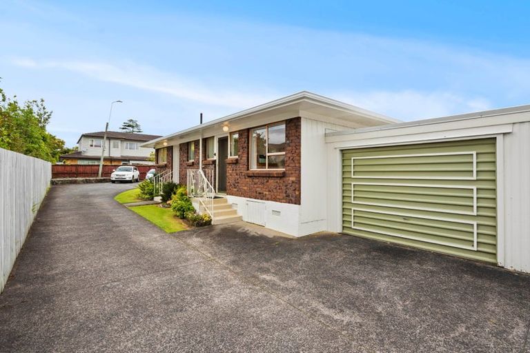 Photo of property in 5/33 Swanson Road, Henderson, Auckland, 0610