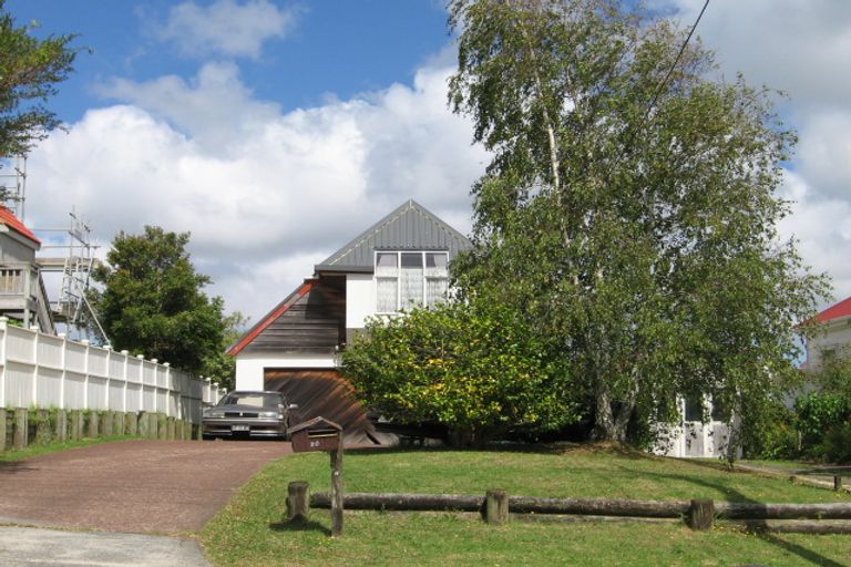 Photo of property in 20 Rugby Road, Birkenhead, Auckland, 0626