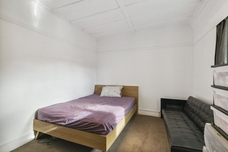 Photo of property in 7 Crawford Road, Kilbirnie, Wellington, 6022