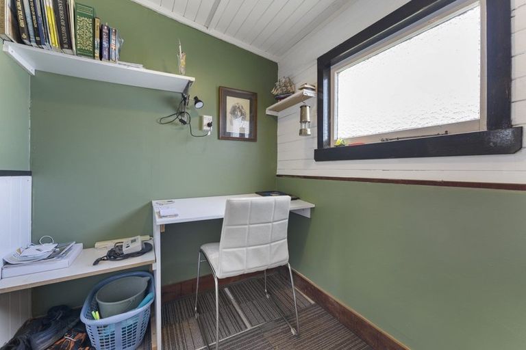 Photo of property in 149 Cambridge Street, Levin, 5510