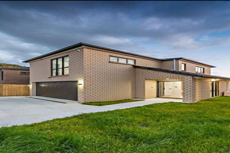 Photo of property in 7 Deepak Lane, Papatoetoe, Auckland, 2025