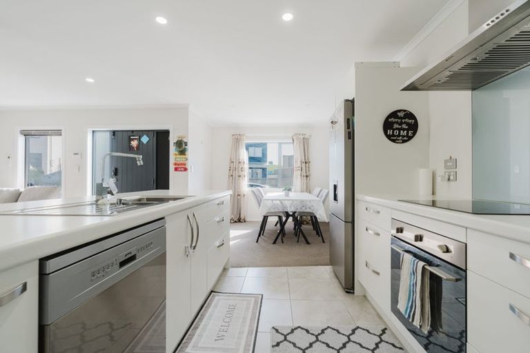 Photo of property in 36 Ridgedale Crescent, Flagstaff, Hamilton, 3210