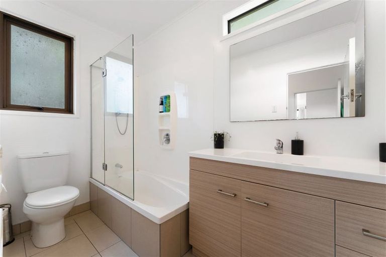 Photo of property in 33 Hamilton Road, Waimauku, 0881