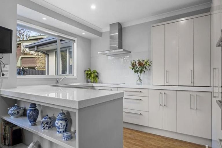 Photo of property in 7a Girvan Street, Fendalton, Christchurch, 8041