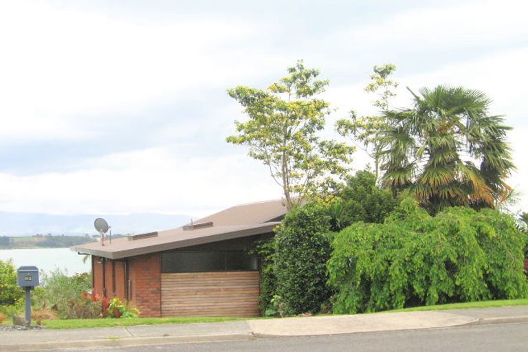 Photo of property in 82 Hamurana Road, Omokoroa, 3114