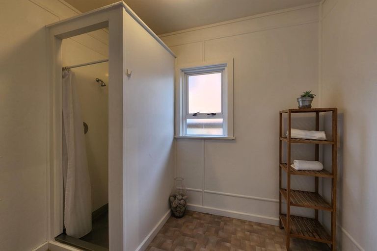 Photo of property in 8 Henui Street, Strandon, New Plymouth, 4312