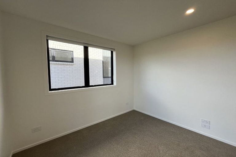 Photo of property in 7/23 Makomako Drive, Orewa, 0931
