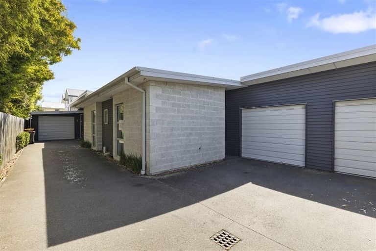 Photo of property in 39c Matipo Street, Riccarton, Christchurch, 8041