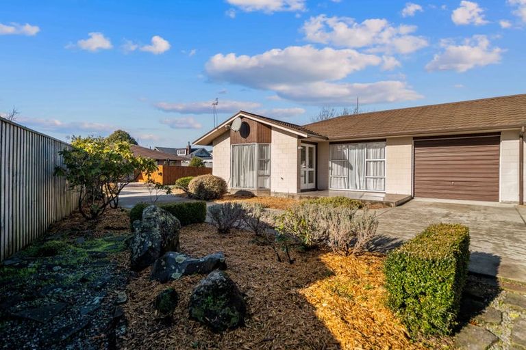 Photo of property in 1/8 Hythe Lane, Saint Martins, Christchurch, 8022