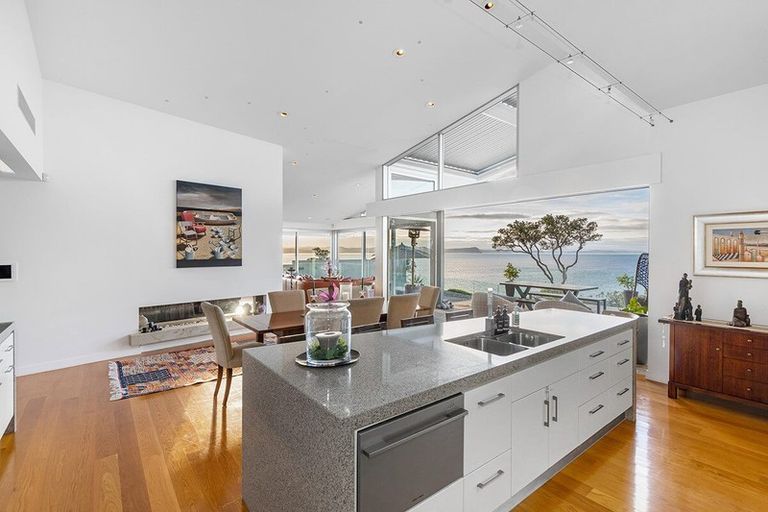 Photo of property in 82 Ardern Avenue, Stanmore Bay, Whangaparaoa, 0932