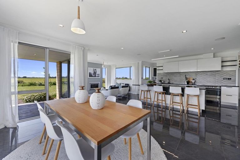 Photo of property in 61 Cornwall Lane, Kirwee, Darfield, 7571