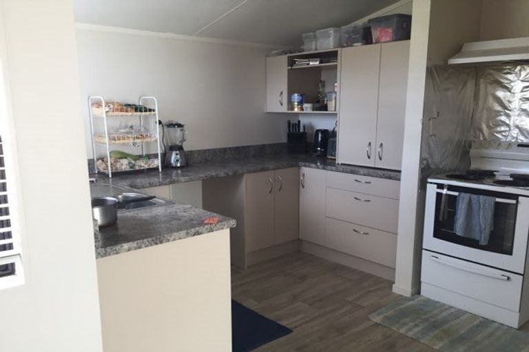 Photo of property in 31 Rata Avenue, Edgecumbe, 3120