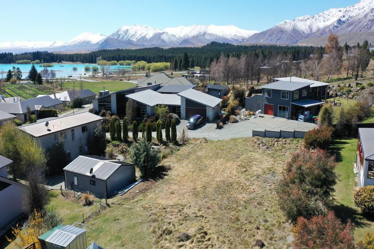 Photo of property in 24 Hamilton Drive, Lake Tekapo, 7999