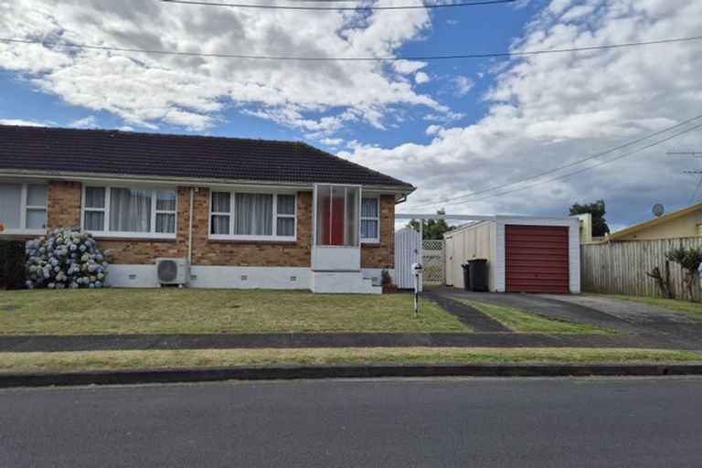 Photo of property in 2 Holden Place, Manukau, Auckland, 2025