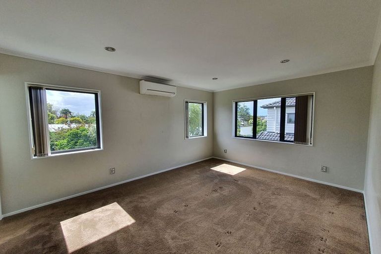 Photo of property in 813 Te Atatu Road, Te Atatu Peninsula, Auckland, 0610