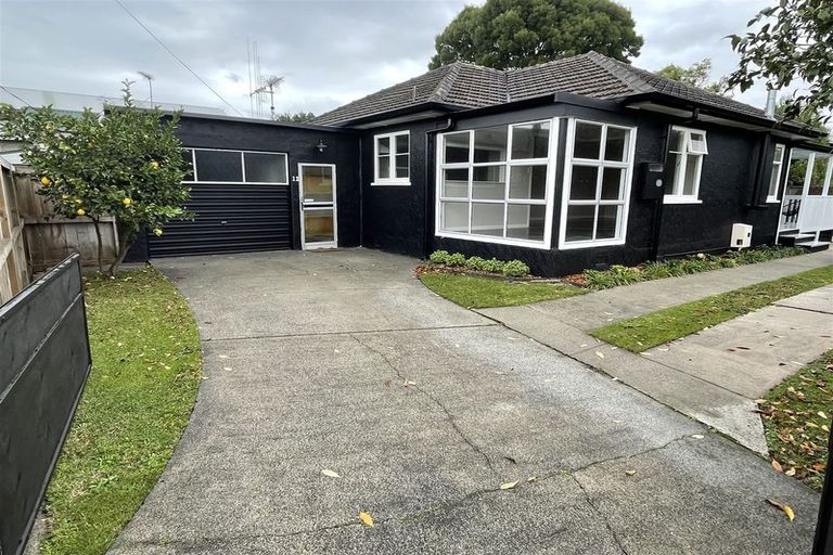 Photo of property in 12 Campbell Street, Leamington, Cambridge, 3432