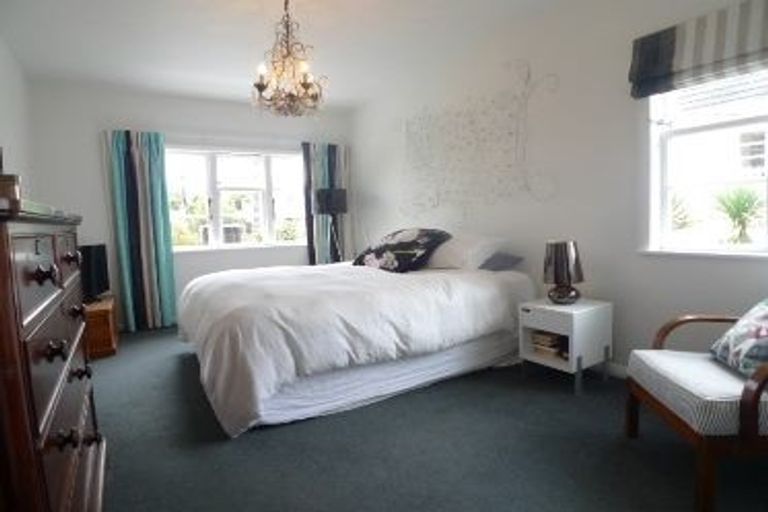 Photo of property in 68 Cashmere Avenue, Khandallah, Wellington, 6035