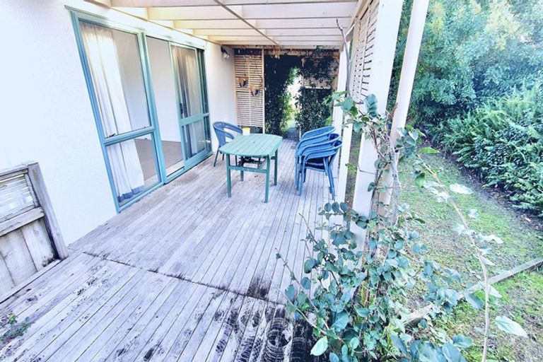 Photo of property in 1/6 Ngataringa Road, Devonport, Auckland, 0624