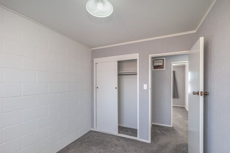 Photo of property in 72 Hokio Beach Road, Levin, 5510