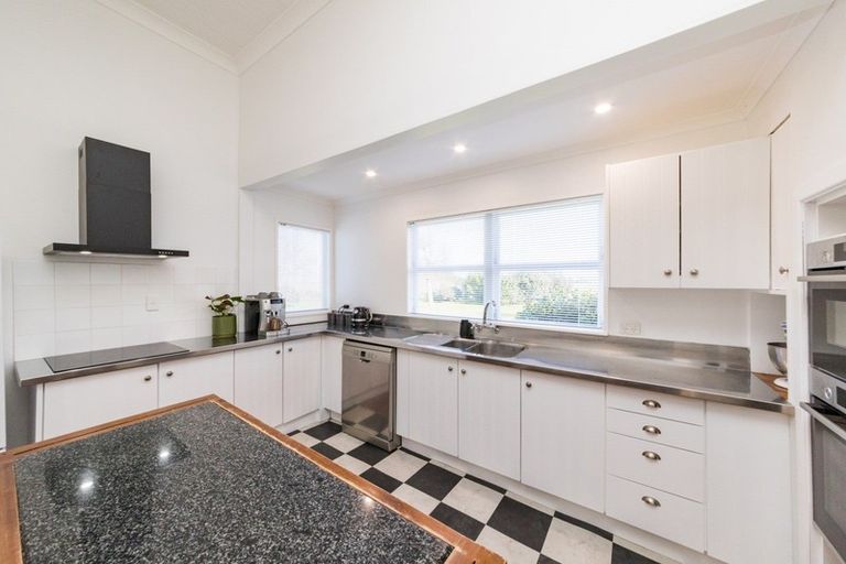 Photo of property in 574a Aranui Road, Kairanga, Palmerston North, 4475