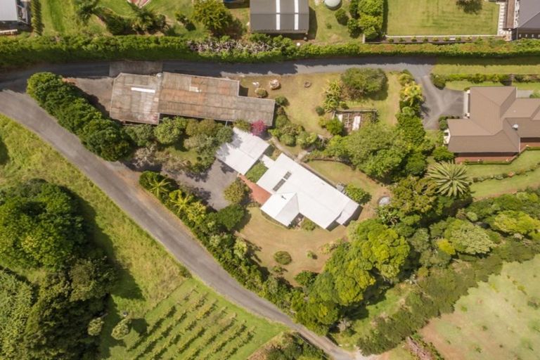 Photo of property in 73 Riddell Road, Kerikeri, 0230