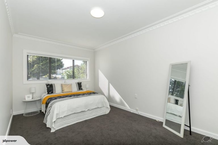 Photo of property in 205 Hakanoa Street, Huntly, 3700